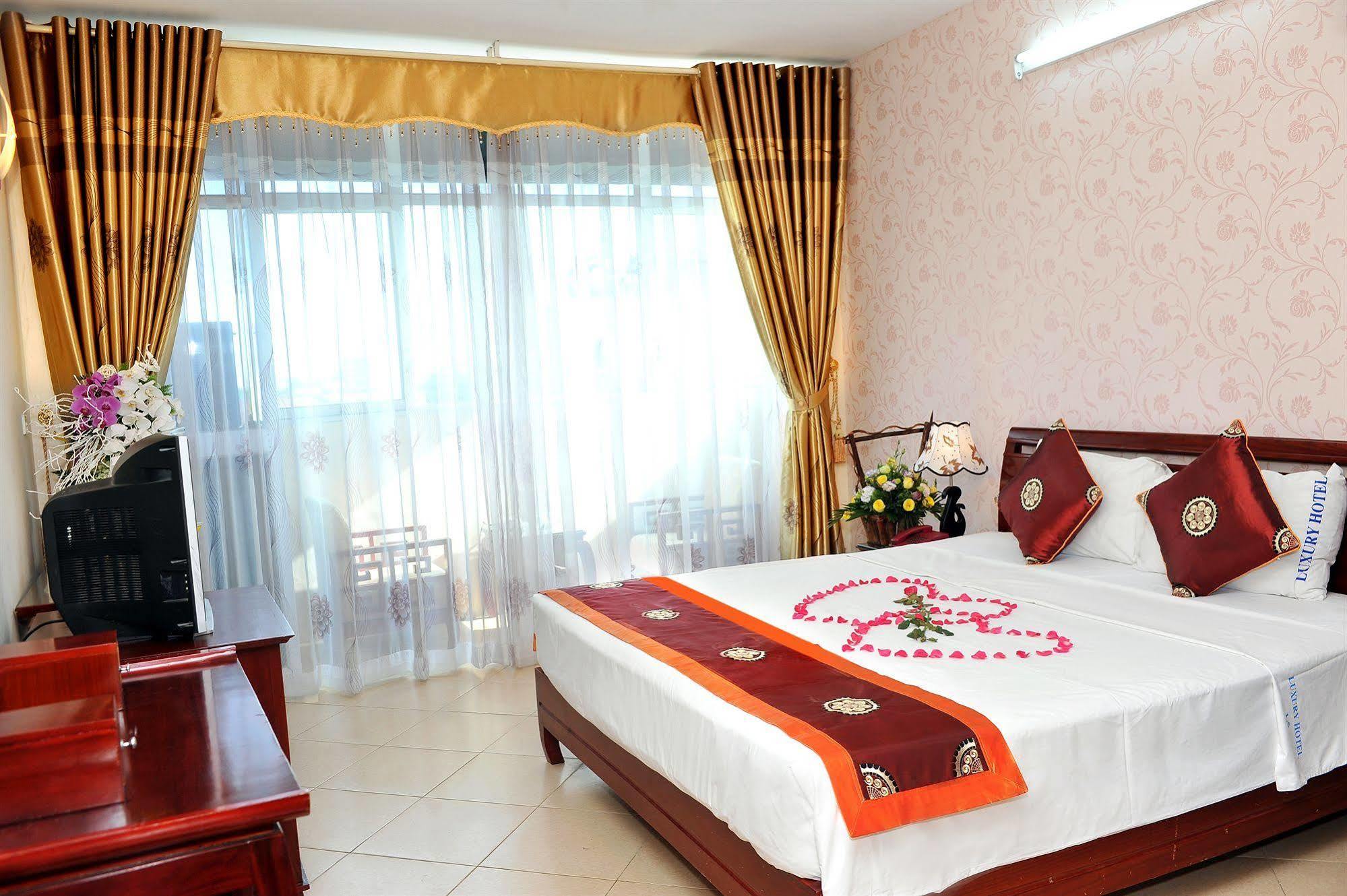 Hanoi Luxury Hotel Dış mekan fotoğraf